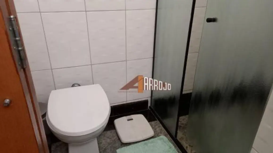 Foto 9 de Casa com 2 quartos à venda, 112m2 em Vila Marieta, São Paulo - SP