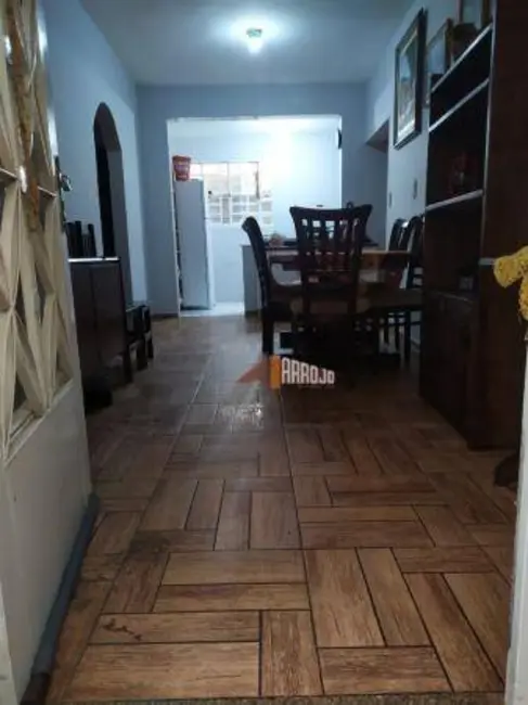 Foto 3 de Casa com 3 quartos à venda, 300m2 em Vila Campanela, São Paulo - SP