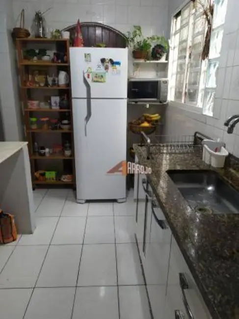 Foto 8 de Casa com 3 quartos à venda, 300m2 em Vila Campanela, São Paulo - SP