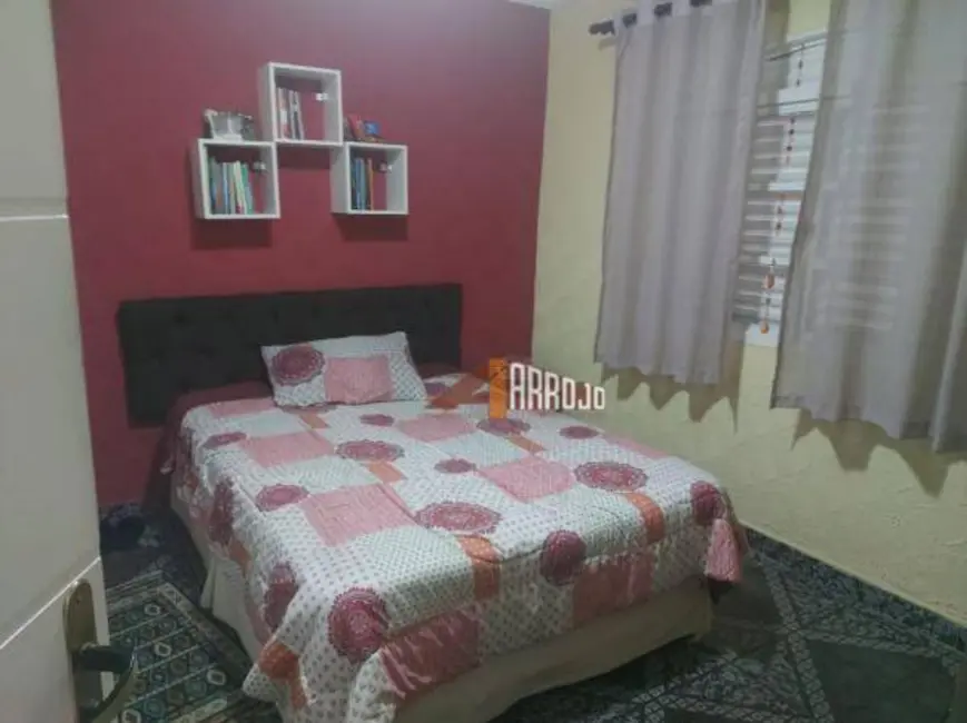 Casa com 2 quartos à venda, 549m2 em Parada XV de Novembro, São Paulo - SP - imagem 3 Foto 3 de Casa com 2 quartos à venda, 549m2 em Parada XV de Novembro, São Paulo - SP