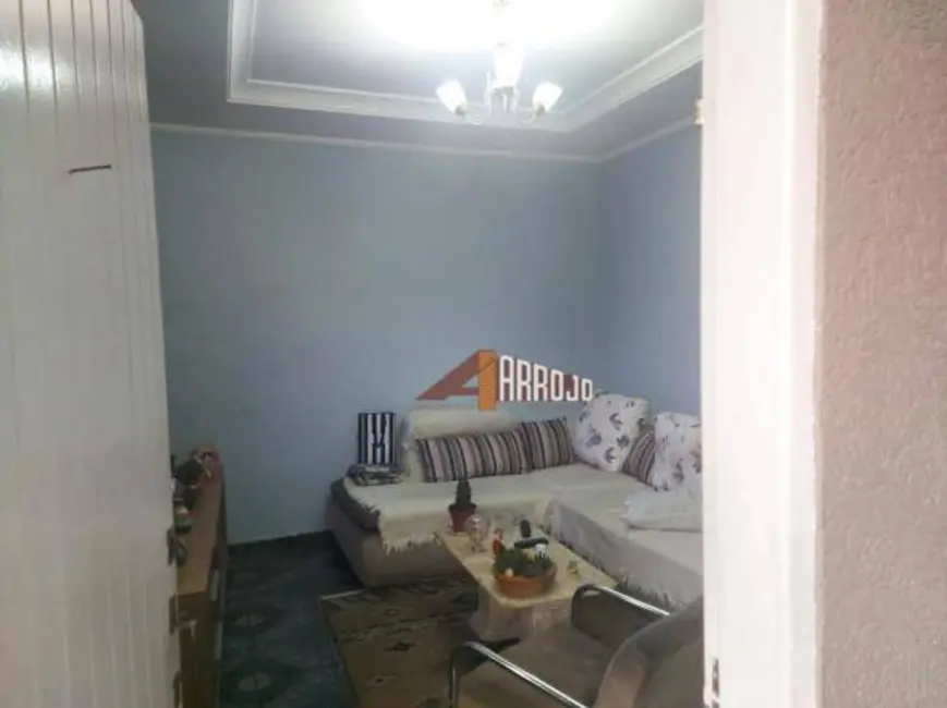 Casa com 2 quartos à venda, 549m2 em Parada XV de Novembro, São Paulo - SP - imagem 1 Foto 1 de Casa com 2 quartos à venda, 549m2 em Parada XV de Novembro, São Paulo - SP