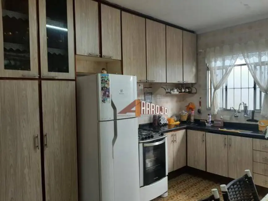 Foto 8 de Casa com 2 quartos à venda, 130m2 em Vila Beatriz, São Paulo - SP