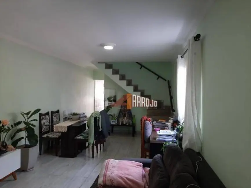 Foto 1 de Sobrado com 4 quartos à venda, 169m2 em Vila Londrina, São Paulo - SP