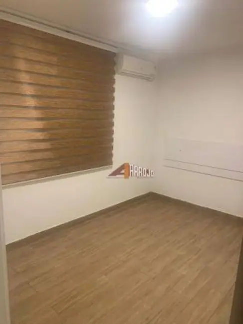 Foto 4 de Casa com 3 quartos à venda, 200m2 em Vila Centenário, São Paulo - SP