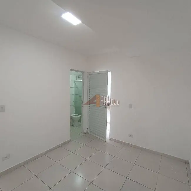 Foto 3 de Casa com 1 quarto para alugar, 20m2 em Vila Santana, São Paulo - SP