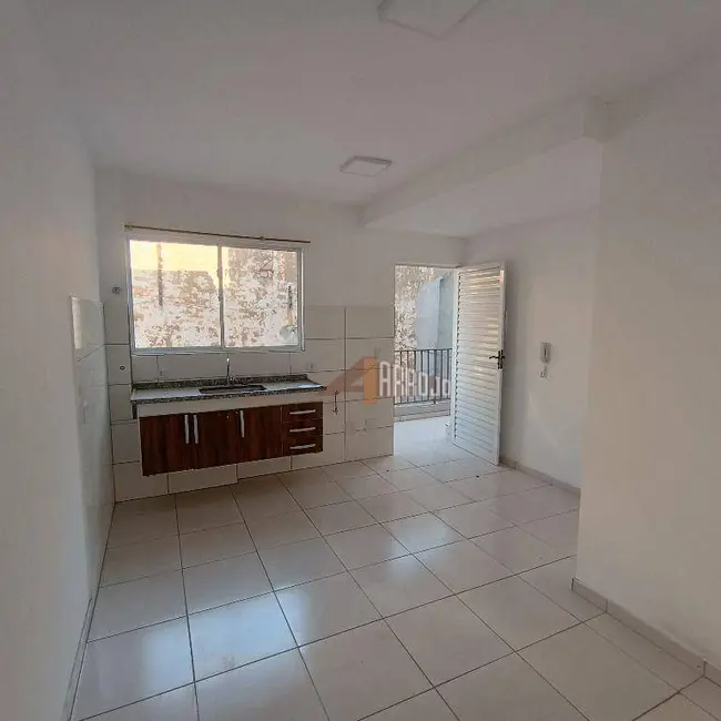 Foto 6 de Casa com 1 quarto para alugar, 20m2 em Vila Santana, São Paulo - SP