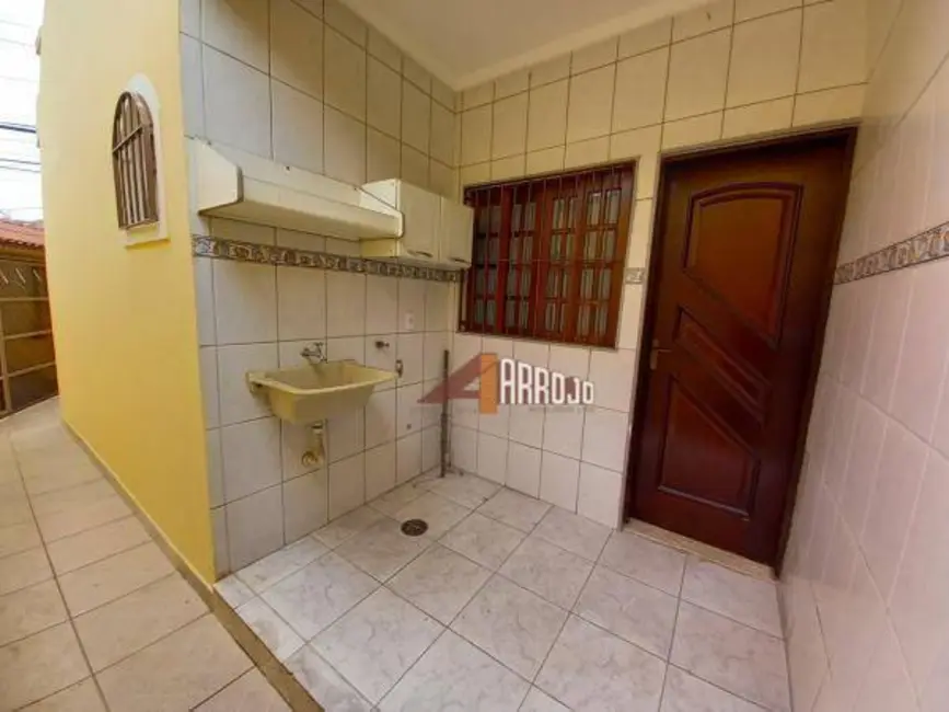 Sobrado com 2 quartos à venda, 76m2 em Vila Buenos Aires, São Paulo - SP - imagem 2 Foto 2 de Sobrado com 2 quartos à venda, 76m2 em Vila Buenos Aires, São Paulo - SP