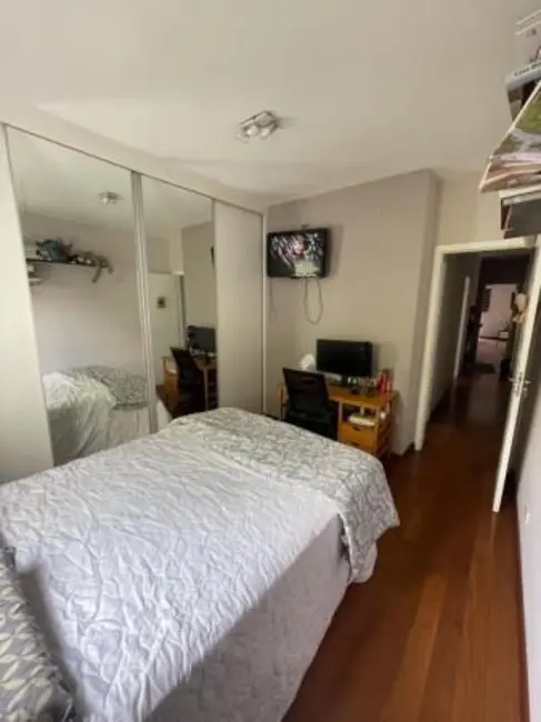 Sobrado com 3 quartos à venda, 157m2 em Vila Ré, São Paulo - SP - imagem 6 Foto 6 de Sobrado com 3 quartos à venda, 157m2 em Vila Ré, São Paulo - SP