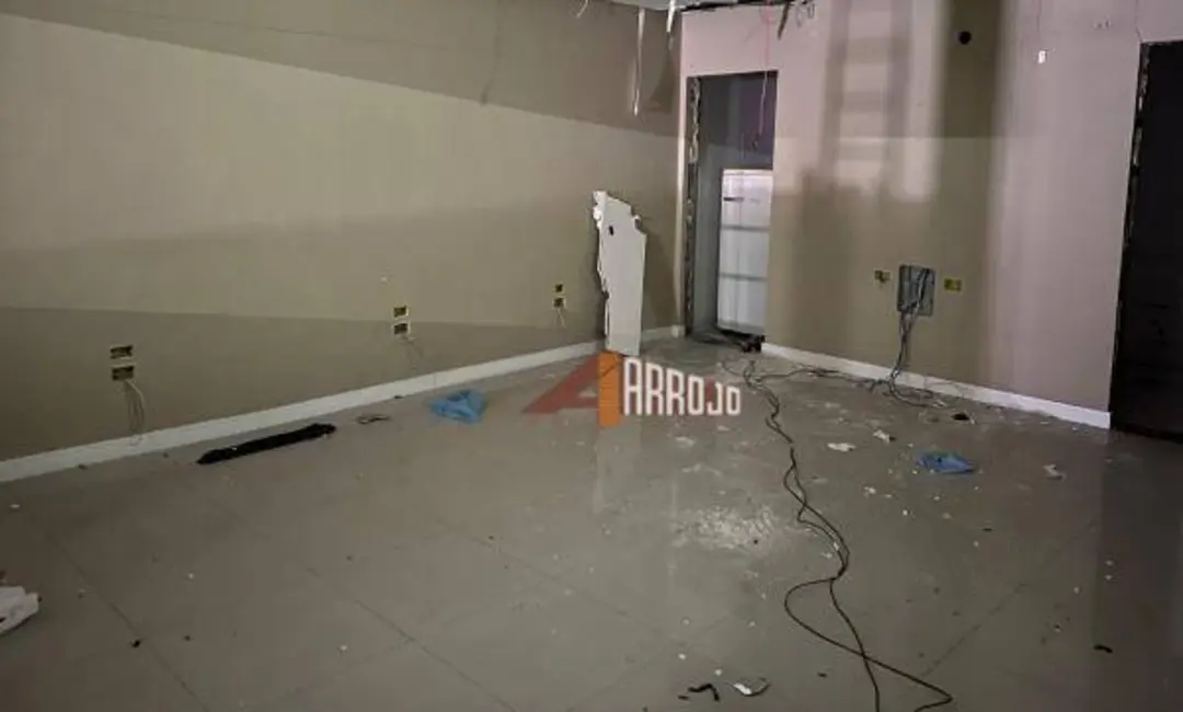 Foto 4 de Armazém / Galpão à venda, 657m2 em Vila Robertina, São Paulo - SP