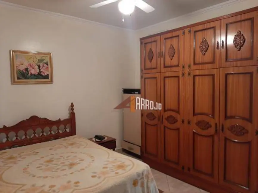 Casa com 3 quartos à venda, 300m2 em Cidade Antônio Estevão de Carvalho, São Paulo - SP - imagem 4 Foto 4 de Casa com 3 quartos à venda, 300m2 em Cidade Antônio Estevão de Carvalho, São Paulo - SP