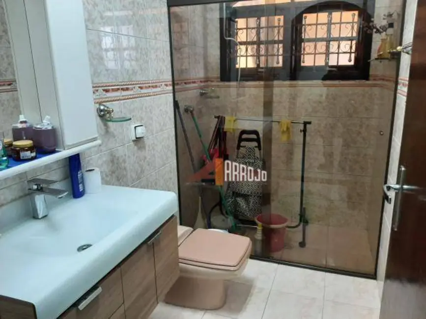 Sobrado com 3 quartos à venda, 126m2 em Jardim Ponte Rasa, São Paulo - SP - imagem 6 Foto 6 de Sobrado com 3 quartos à venda, 126m2 em Jardim Ponte Rasa, São Paulo - SP