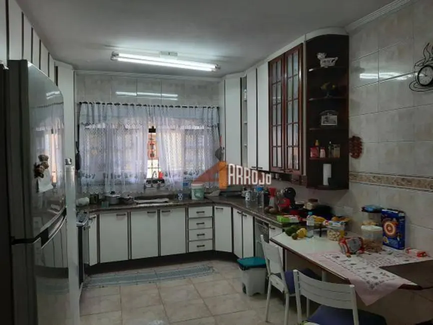 Sobrado com 3 quartos à venda, 126m2 em Jardim Ponte Rasa, São Paulo - SP - imagem 7 Foto 7 de Sobrado com 3 quartos à venda, 126m2 em Jardim Ponte Rasa, São Paulo - SP