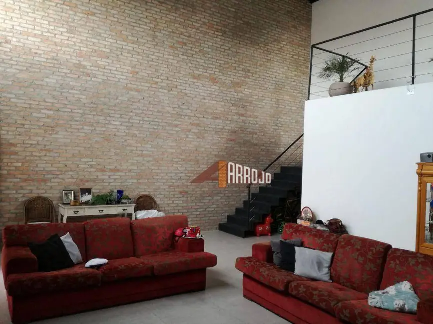 Casa com 3 quartos à venda, 250m2 em Vila Granada, São Paulo - SP - imagem 1 Foto 1 de Casa com 3 quartos à venda, 250m2 em Vila Granada, São Paulo - SP