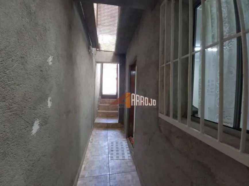 Foto 6 de Sobrado com 3 quartos à venda, 150m2 em Vila Araguaia, São Paulo - SP