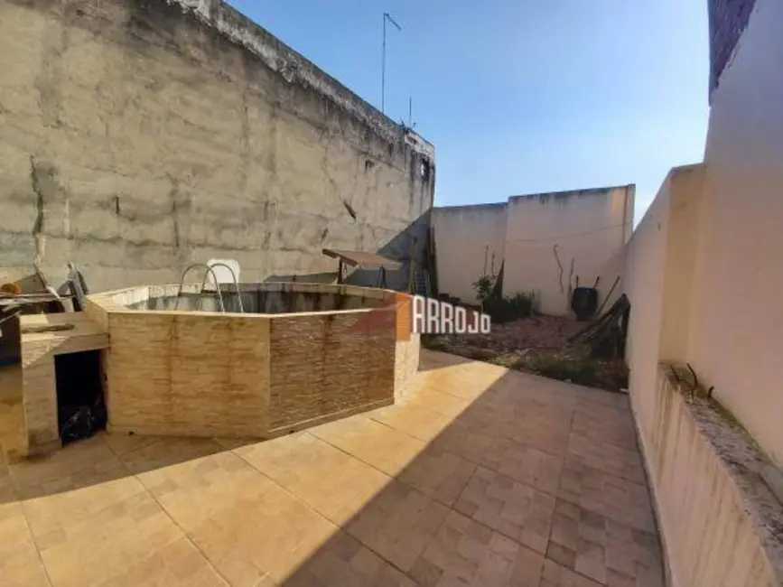 Foto 4 de Sobrado com 3 quartos à venda, 150m2 em Vila Araguaia, São Paulo - SP