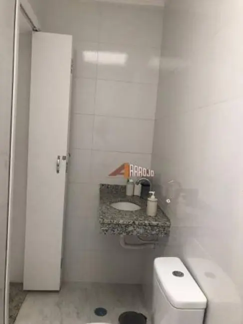 Foto 9 de Sobrado com 2 quartos à venda, 32m2 em Jardim Eliane, São Paulo - SP