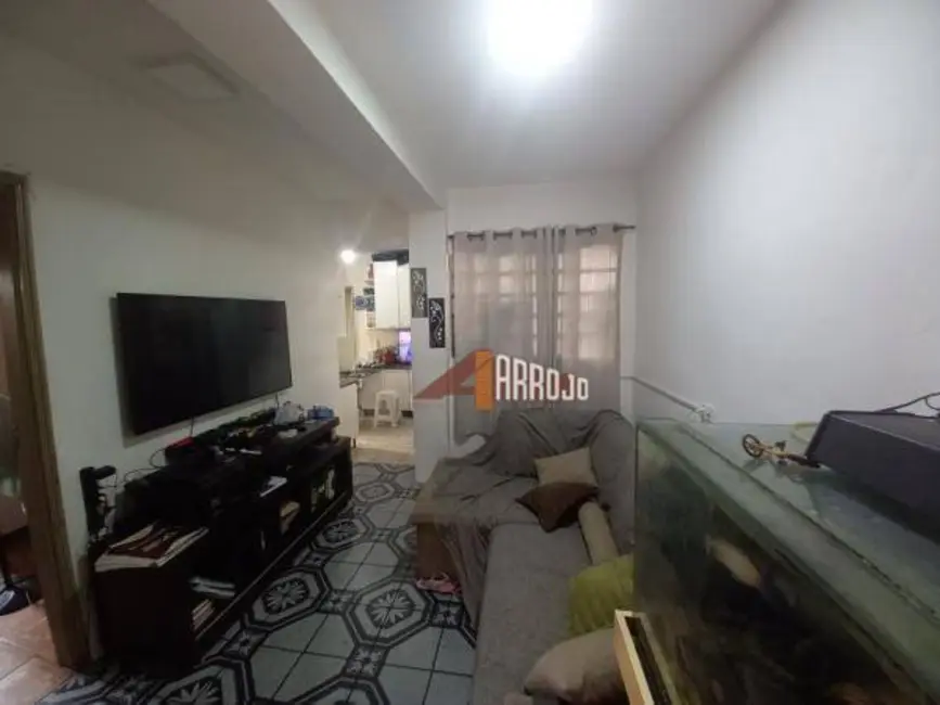 Foto 1 de Casa com 2 quartos à venda, 275m2 em Vila Araguaia, São Paulo - SP