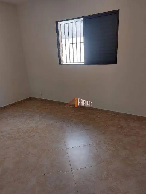 Foto 2 de Sobrado com 3 quartos à venda, 144m2 em Vila Laís, São Paulo - SP