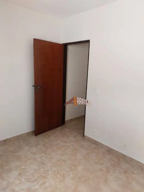Foto 3 de Sobrado com 3 quartos à venda, 144m2 em Vila Laís, São Paulo - SP
