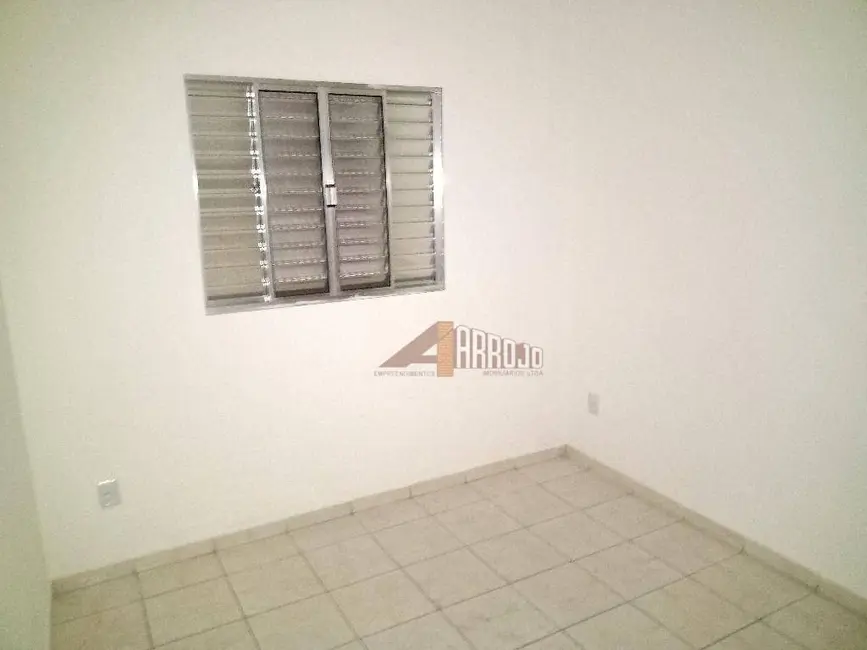 Foto 3 de Casa com 2 quartos para alugar, 50m2 em Vila Laís, São Paulo - SP