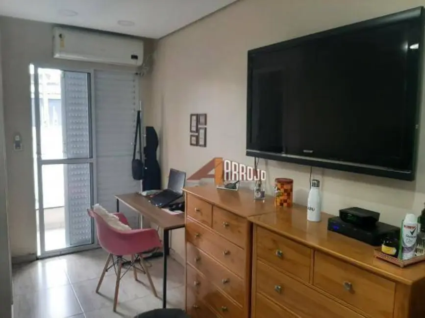 Sobrado com 3 quartos à venda, 140m2 em Jardim Popular, São Paulo - SP - imagem 5 Foto 5 de Sobrado com 3 quartos à venda, 140m2 em Jardim Popular, São Paulo - SP