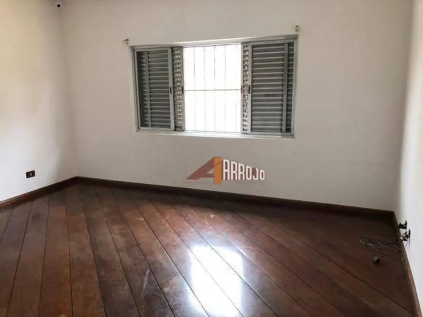 Sobrado com 4 quartos à venda, 500m2 em Vila Ré, São Paulo - SP - imagem 6 Foto 6 de Sobrado com 4 quartos à venda, 500m2 em Vila Ré, São Paulo - SP