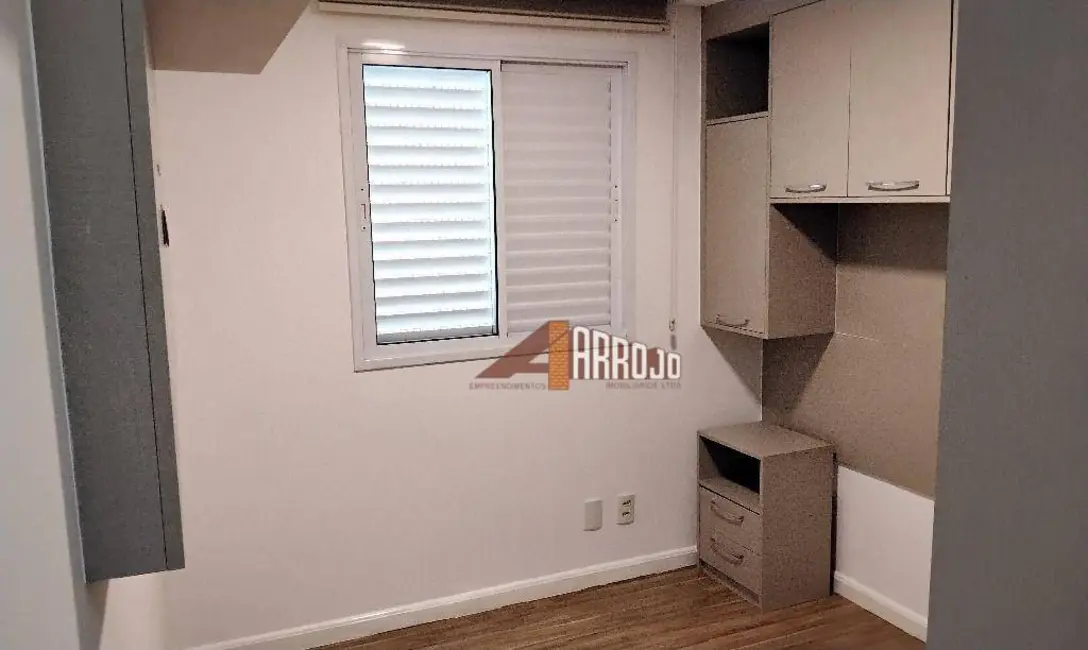 Apartamento com 2 quartos para alugar, 95m2 em Chácara Cruzeiro do Sul, São Paulo - SP - imagem 2 Foto 2 de Apartamento com 2 quartos para alugar, 95m2 em Chácara Cruzeiro do Sul, São Paulo - SP