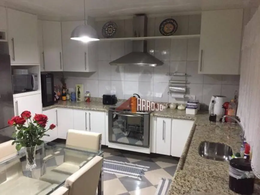 Sobrado com 3 quartos à venda, 125m2 em Vila Granada, São Paulo - SP - imagem 8 Foto 8 de Sobrado com 3 quartos à venda, 125m2 em Vila Granada, São Paulo - SP