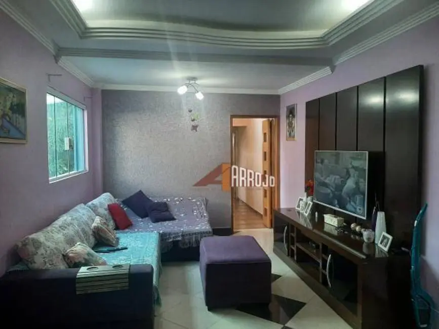 Foto 1 de Sobrado com 3 quartos à venda, 195m2 em Vila Domitila, São Paulo - SP