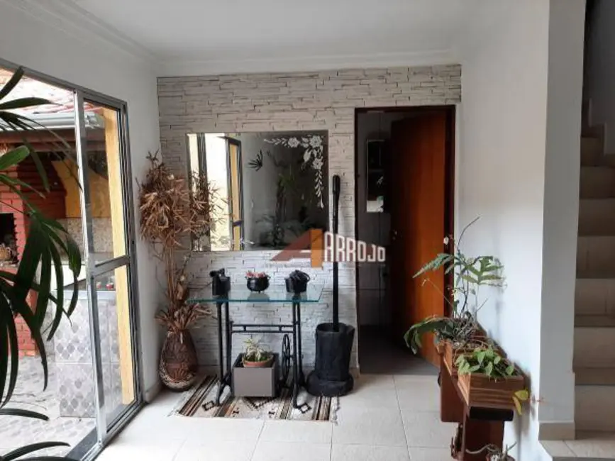 Foto 4 de Casa com 3 quartos à venda, 208m2 em Burgo Paulista, São Paulo - SP