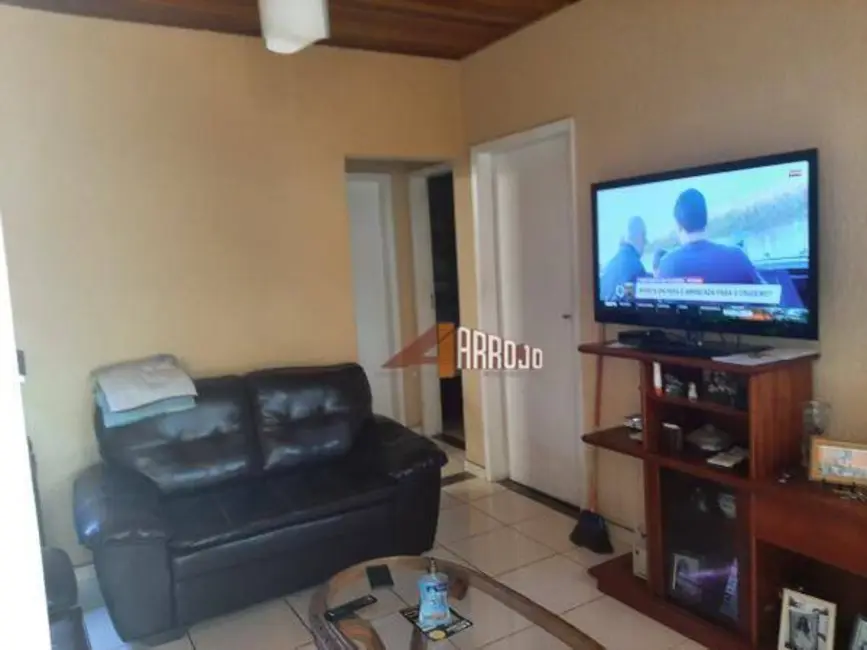 Foto 2 de Casa com 3 quartos à venda, 194m2 em Vila Rica, São Paulo - SP