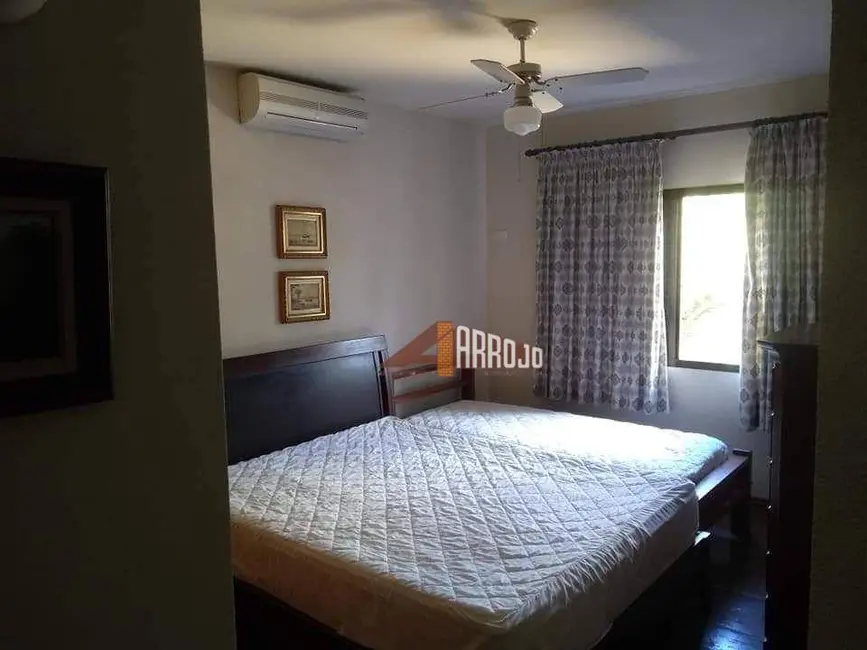 Foto 2 de Sobrado com 4 quartos à venda, 450m2 em Jardim Virgínia, Guaruja - SP