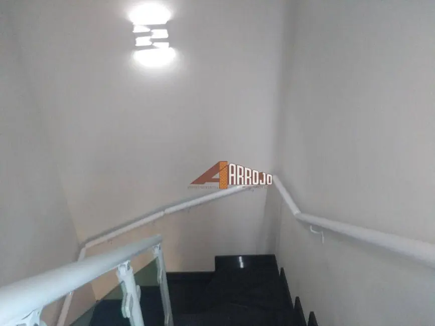 Sobrado com 3 quartos à venda, 500m2 em Vila Ré, São Paulo - SP - imagem 4 Foto 4 de Sobrado com 3 quartos à venda, 500m2 em Vila Ré, São Paulo - SP