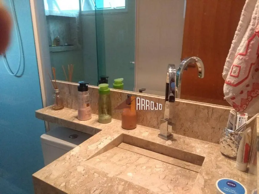 Sobrado com 3 quartos à venda, 500m2 em Vila Ré, São Paulo - SP - imagem 9 Foto 9 de Sobrado com 3 quartos à venda, 500m2 em Vila Ré, São Paulo - SP