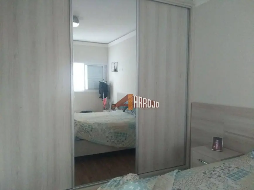 Sobrado com 3 quartos à venda, 500m2 em Vila Ré, São Paulo - SP - imagem 6 Foto 6 de Sobrado com 3 quartos à venda, 500m2 em Vila Ré, São Paulo - SP