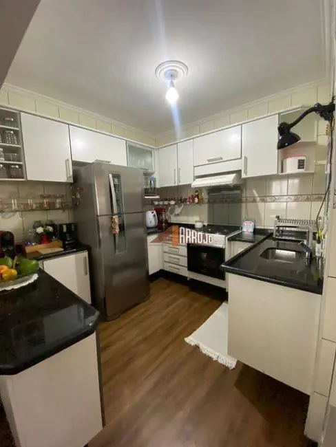 Foto 4 de Sobrado com 3 quartos à venda, 62m2 em Vila Araguaia, São Paulo - SP