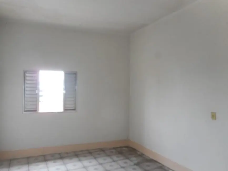 Foto 4 de Casa com 2 quartos para alugar, 70m2 em Vila Marieta, São Paulo - SP