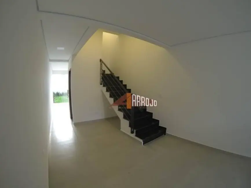 Sobrado com 3 quartos à venda, 100m2 em Vila São Geraldo, São Paulo - SP - imagem 3 Foto 3 de Sobrado com 3 quartos à venda, 100m2 em Vila São Geraldo, São Paulo - SP