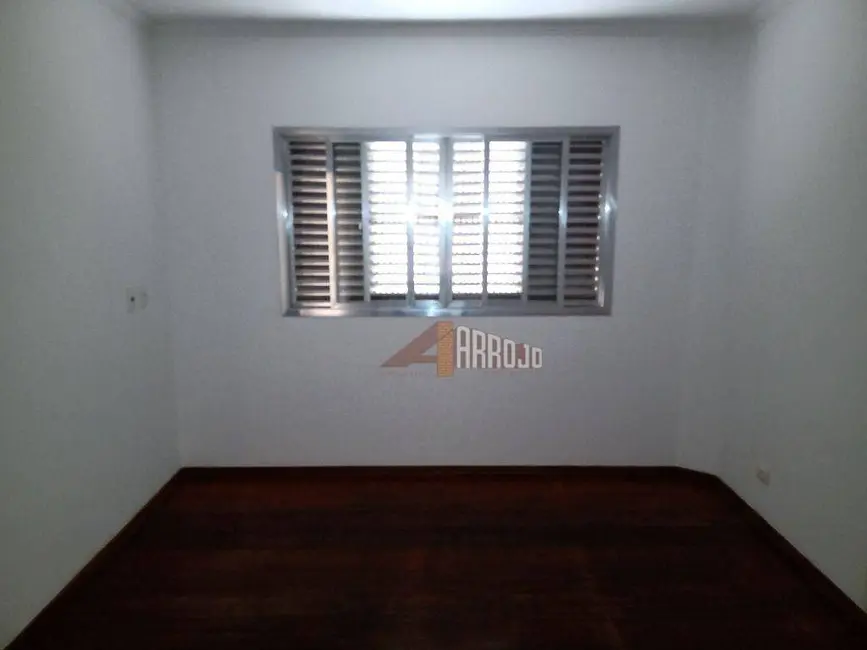 Sobrado com 3 quartos para alugar, 120m2 em Vila Rio Branco, São Paulo - SP - imagem 3 Foto 3 de Sobrado com 3 quartos para alugar, 120m2 em Vila Rio Branco, São Paulo - SP