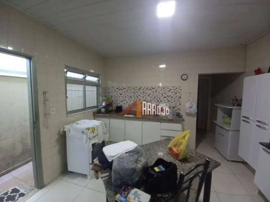 Casa com 2 quartos à venda, 110m2 em Vila Ré, São Paulo - SP - imagem 3 Foto 3 de Casa com 2 quartos à venda, 110m2 em Vila Ré, São Paulo - SP