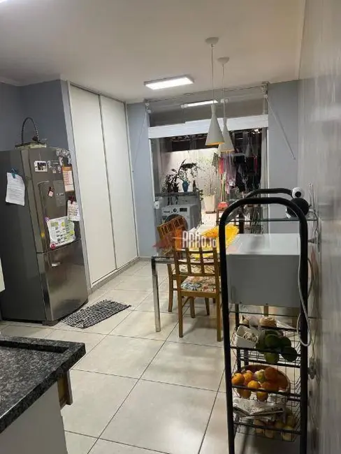 Sobrado com 3 quartos à venda, 102m2 em Penha de França, São Paulo - SP - imagem 6 Foto 6 de Sobrado com 3 quartos à venda, 102m2 em Penha de França, São Paulo - SP