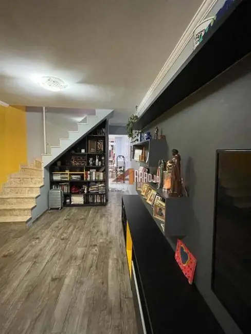 Sobrado com 3 quartos à venda, 102m2 em Penha de França, São Paulo - SP - imagem 3 Foto 3 de Sobrado com 3 quartos à venda, 102m2 em Penha de França, São Paulo - SP