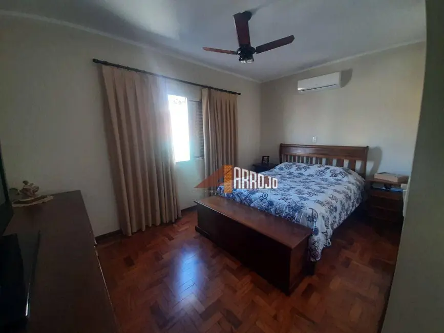 Sobrado com 2 quartos à venda, 180m2 em São Paulo - SP - imagem 3 Foto 3 de Sobrado com 2 quartos à venda, 180m2 em São Paulo - SP