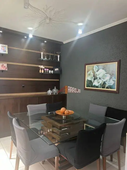 Sobrado com 3 quartos à venda, 88m2 em Vila Buenos Aires, São Paulo - SP - imagem 7 Foto 7 de Sobrado com 3 quartos à venda, 88m2 em Vila Buenos Aires, São Paulo - SP