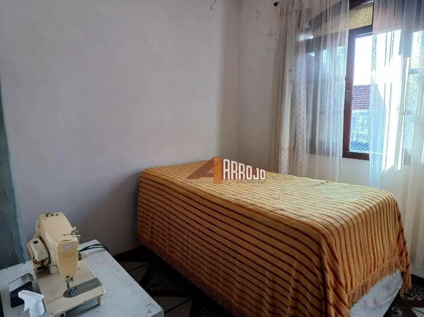 Sobrado com 4 quartos à venda, 210m2 em Penha de França, São Paulo - SP - imagem 3 Foto 3 de Sobrado com 4 quartos à venda, 210m2 em Penha de França, São Paulo - SP