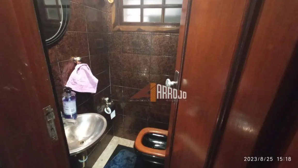 Foto 8 de Sobrado com 5 quartos à venda, 184m2 em Vila Domitila, São Paulo - SP