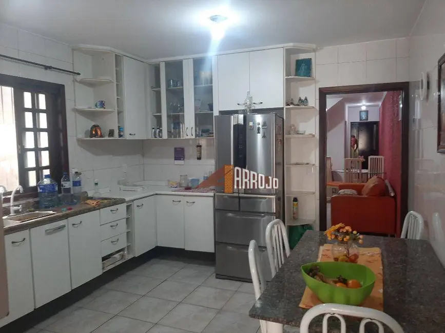 Foto 8 de Sobrado com 2 quartos à venda, 150m2 em Limoeiro, São Paulo - SP