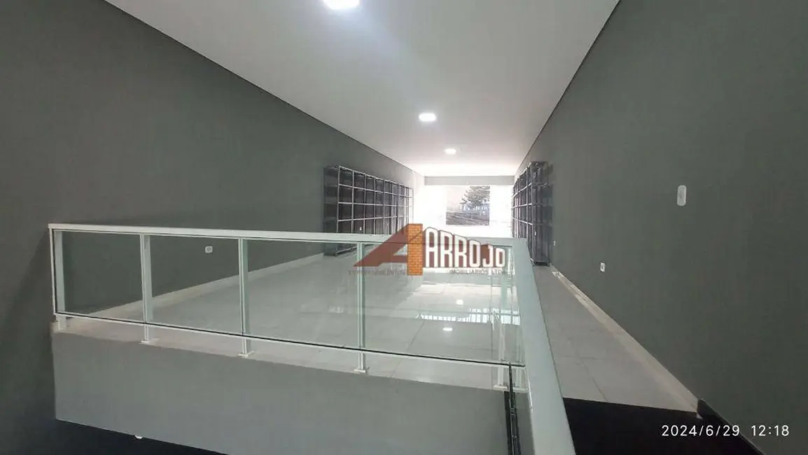 Sala Comercial à venda, 160m2 em Vila Marieta, São Paulo - SP - imagem 9 Foto 9 de Sala Comercial à venda, 160m2 em Vila Marieta, São Paulo - SP