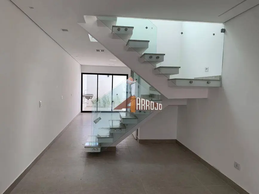 Sobrado com 3 quartos à venda, 83m2 em Vila Granada, São Paulo - SP - imagem 2 Foto 2 de Sobrado com 3 quartos à venda, 83m2 em Vila Granada, São Paulo - SP