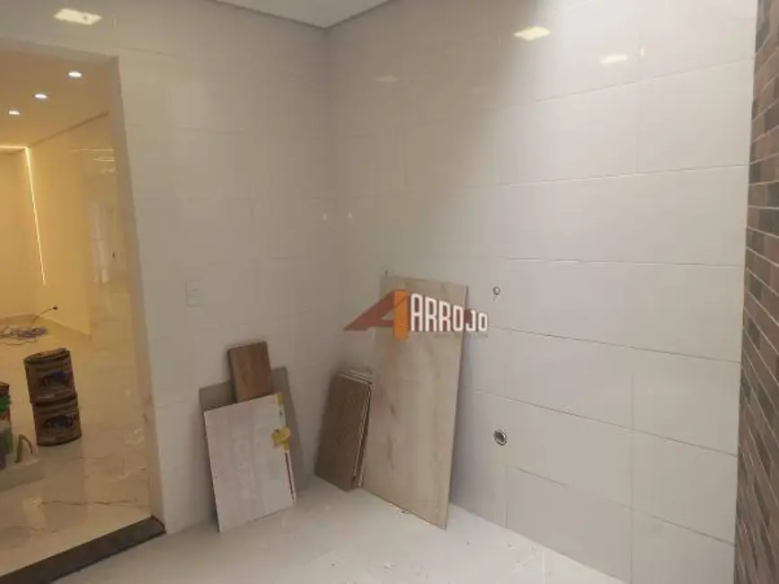 Sobrado com 3 quartos à venda, 102m2 em Vila São Geraldo, São Paulo - SP - imagem 8 Foto 8 de Sobrado com 3 quartos à venda, 102m2 em Vila São Geraldo, São Paulo - SP